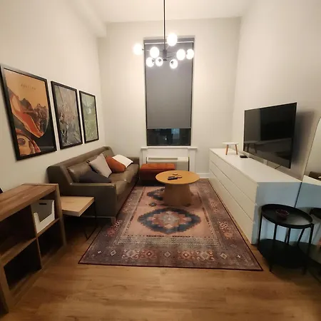 Cozy And Tranquil 1-Bedroom Condo With Wifi, Ac In Historic Salem